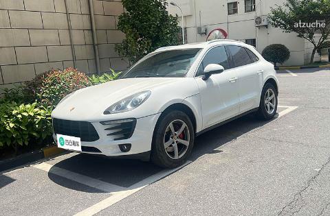 保时捷 Macan 2.0T 自动挡