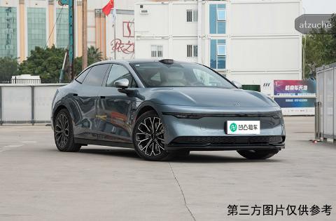 极氪 007 电动 自动挡