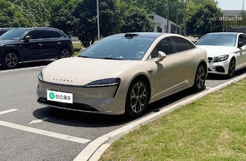 智界 S7 电动 自动挡