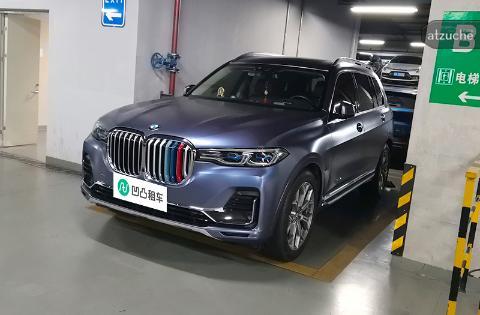 宝马 X7 3.0T 自动挡