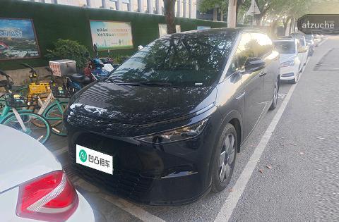 小鹏汽车 X9 电动 自动挡