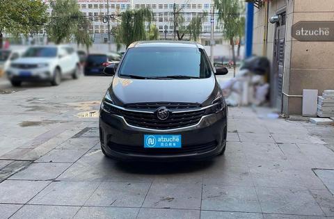 别克 GL8 陆上公务舱 2.0T 自动挡