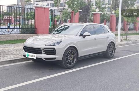 保时捷 Cayenne新能源 2.0T 自动挡