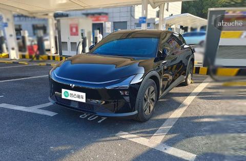 极越 01 电动车 自动挡