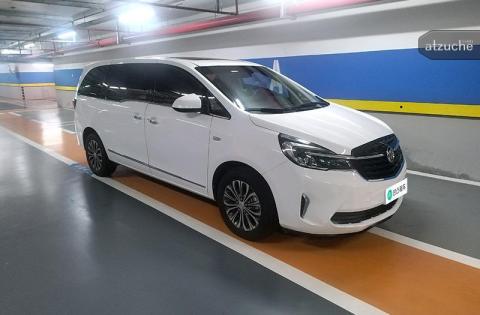 别克 GL8 陆上公务舱 2.0T 自动挡