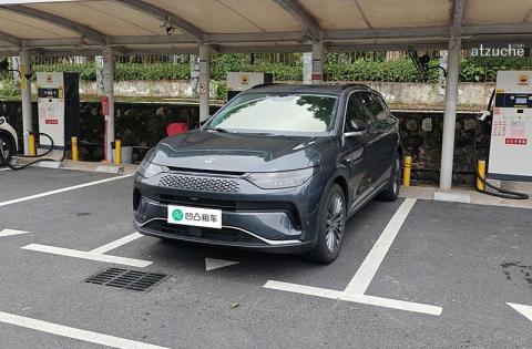 零跑 C11 1.2T 自动挡