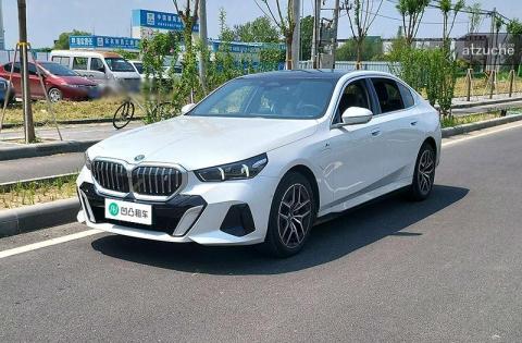 宝马 i5 电动车 自动挡