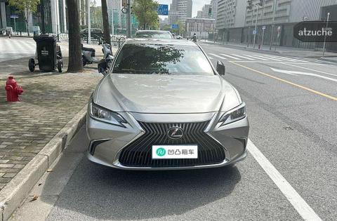 雷克萨斯 ES200 2.0L 自动挡
