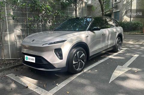 蔚来 ES8 电动车 自动挡