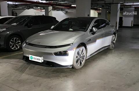小鹏汽车 P7 电动车 自动挡