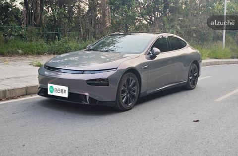 小鹏汽车 P7 电动车 自动挡