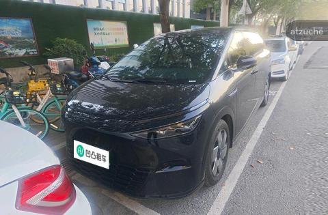 小鹏汽车 X9 电动车 自动挡
